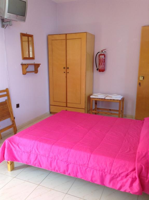 Noufaro Studios Karfas Room photo